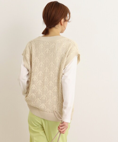 SHOO・LA・RUE（シューラルー）の「◆【2点セット】これだけでレイヤードスタイルが完成 透かし編みトップス（その他トップス・レディース・ブラック/ナチュラル/ライトグリーン/サンドベージュ・04/03/02）」の11枚目の写真