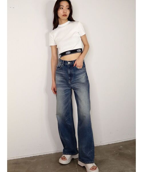 EMODA（エモダ）の「ジャガードフィットTシャツ（Tシャツ/カットソー・レディース・ホワイト/ブルー/グレー/グリーン/ブラック・FREE）」の17枚目の写真