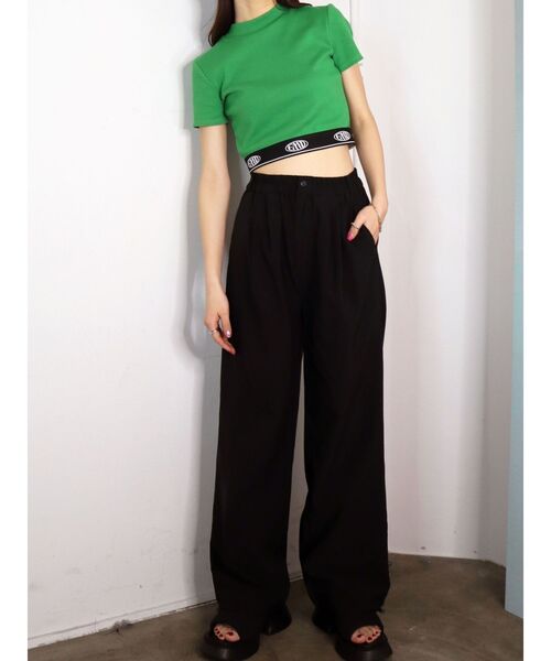 EMODA(エモダ)の「ジャガードフィットTシャツ(Tシャツ/カットソー・レディース・ホワイト/ブルー/グレー/グリーン/ブラック・FREE)」の18枚目の写真