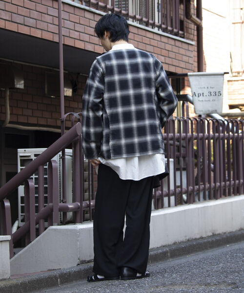 GLOSTER（グロスター）の「【GLOSTER/グロスター】オンブレチェック プルオーバーシャツ カットオフ USED加工（シャツ/ブラウス・メンズ・ブラック系その他・L/M）」の6枚目の写真