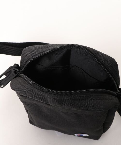 Champion（チャンピオン）の「Champion チャンピオン ドリュー ショルダーバッグ 2L 67901（ショルダーバッグ・メンズ・ネイビー/グレー/ブラック・FREE）」の9枚目の写真