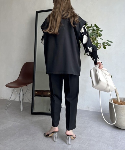 prose verse（プロズヴェール）の「【セットアイテム】パールフレンチプルオーバー×テーパードパンツ（セットアップ・レディース・ブラック/グレイッシュベージュ・ﾌﾘ-）」の19枚目の写真