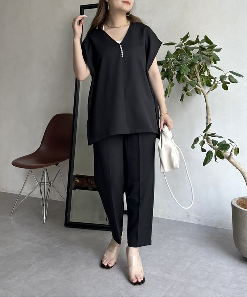 prose verse（プロズヴェール）の「【セットアイテム】パールフレンチプルオーバー×テーパードパンツ（セットアップ・レディース・ブラック/グレイッシュベージュ・ﾌﾘ-）」の3枚目の写真