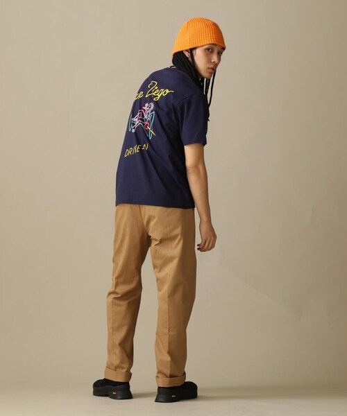 AVIREX(アヴィレックス)の「WEST COAST T-SHIRT PIN UP & COCKTAIL / ウエスト コースト Tシャツ ピンナップ & カクテル / AVIREX / アヴィレックス(Tシャツ/カットソー・メンズ・ネイビー/ゴールド/ホワイト/ブラック・MEDIUM/LARGE/X-LARGE/XX-LARGE)」の20枚目の写真