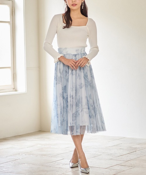 tocco closet（トッコ　クローゼット）の「袖口フリル付きスクエアネックリブニットプルオーバー（ニット/セーター・レディース・ベージュ/ホワイト・M）」の3枚目の写真