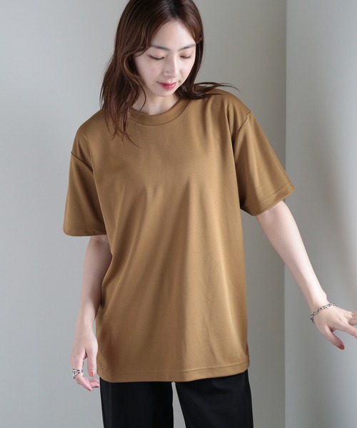 United Athle（ユナイテッドアスレ）の「【United Athle】吸水速乾！UVカット！ 4.1オンス ドライアスレチック Tシャツ ランニング ジム ヨガ フィットネス 5900（Tシャツ/カットソー・レディース・オリーブ/イエロー/レッド/ホワイト/ロイヤルブルー/グリーン/ネイビー/ブラック/ピンク/バーガンディー/ブラウン/ライム/インディゴブルー/ラベンダー/グリーン系その他2/ライトブルー/ダークパープル/グレイッシュブルー/グレー/ライトブラック/ブルー/チャコールグレー/ミント/オレンジ/ピンク系1/ブルー系その他/ライトオレンジ系/イエロー系その他2/フューシャピンク/ターコイズブルー/パープル系その他2/オレンジ系その他2/アクア/ピンク系その他/レモンイエロー・XL/M/L/S）」の6枚目の写真