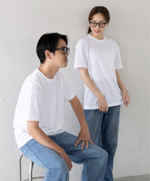 United Athle（ユナイテッドアスレ）の「【United Athle】吸水速乾！UVカット！ 4.1オンス ドライアスレチック Tシャツ ランニング ジム ヨガ フィットネス 5900（Tシャツ/カットソー・レディース・オリーブ/イエロー/レッド/ホワイト/ロイヤルブルー/グリーン/ネイビー/ブラック/ピンク/バーガンディー/ブラウン/ライム/インディゴブルー/ラベンダー/グリーン系その他2/ライトブルー/ダークパープル/グレイッシュブルー/グレー/ライトブラック/ブルー/チャコールグレー/ミント/オレンジ/ピンク系1/ブルー系その他/ライトオレンジ系/イエロー系その他2/フューシャピンク/ターコイズブルー/パープル系その他2/オレンジ系その他2/アクア/ピンク系その他/レモンイエロー・XL/M/L/S）」の2枚目の写真