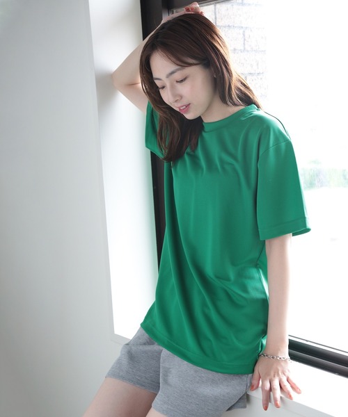 United Athle（ユナイテッドアスレ）の「【United Athle】吸水速乾！UVカット！ 4.1オンス ドライアスレチック Tシャツ ランニング ジム ヨガ フィットネス 5900（Tシャツ/カットソー・レディース・オリーブ/イエロー/レッド/ホワイト/ロイヤルブルー/グリーン/ネイビー/ブラック/ピンク/バーガンディー/ブラウン/ライム/インディゴブルー/ラベンダー/グリーン系その他2/ライトブルー/ダークパープル/グレイッシュブルー/グレー/ライトブラック/ブルー/チャコールグレー/ミント/オレンジ/ピンク系1/ブルー系その他/ライトオレンジ系/イエロー系その他2/フューシャピンク/ターコイズブルー/パープル系その他2/オレンジ系その他2/アクア/ピンク系その他/レモンイエロー・XL/M/L/S）」の11枚目の写真