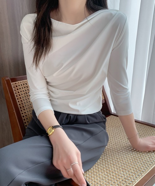 ABITOKYO(アビトーキョー)の「七分袖オフショルトップス(Tシャツ/カットソー・レディース・ホワイト/ブラック/ベージュ/グレー/パープル・M/L)」の12枚目の写真
