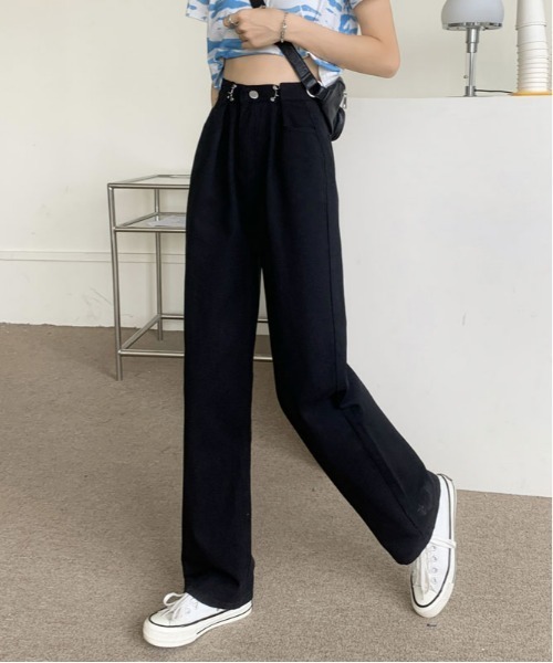 urge:(アージコロン )の「【URGE:】ハイウエスト ワイド ストレート デニムパンツ(デニムパンツ・レディース・ブラック/ブルー/ピンク/ホワイト・SMALL/LARGE/MEDIUM/X-LARGE)」の5枚目の写真