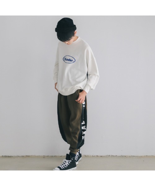 jeans-b（ジーンズベー）の「ジーンズベー Wonderワイドトレーナー（スウェット・キッズ・ブラック/オフホワイト・140cm/150cm/160cm）」の18枚目の写真