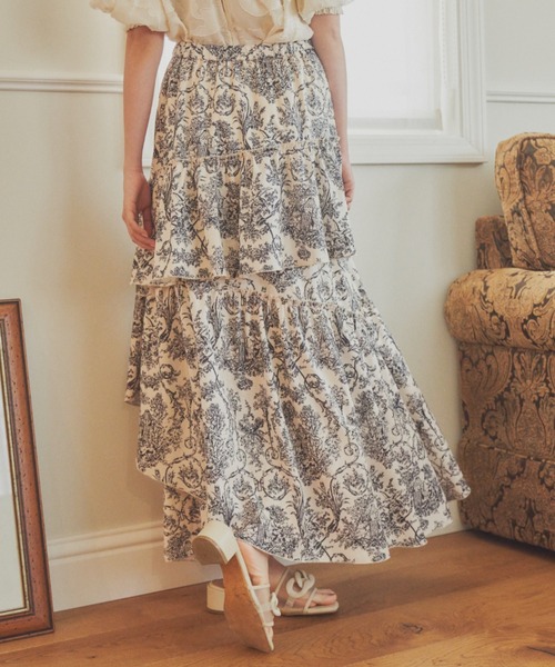 idem（イデム）の「toile de Jouy frill skirt/ティアードボリュームスカート【Sサイズ展開あり】（スカート・レディース・アイボリー/グレー・FREE/SMALL）」の10枚目の写真