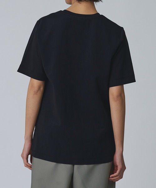 Abor（アボア）の「【Abor】ヘムスリットハーフスリーブTシャツ（Tシャツ/カットソー・レディース・ブラック/アイボリー/カーキ・FREE）」の6枚目の写真