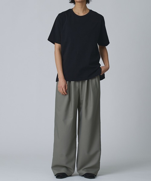 Abor（アボア）の「【Abor】ヘムスリットハーフスリーブTシャツ（Tシャツ/カットソー・レディース・ブラック/アイボリー/カーキ・FREE）」の8枚目の写真