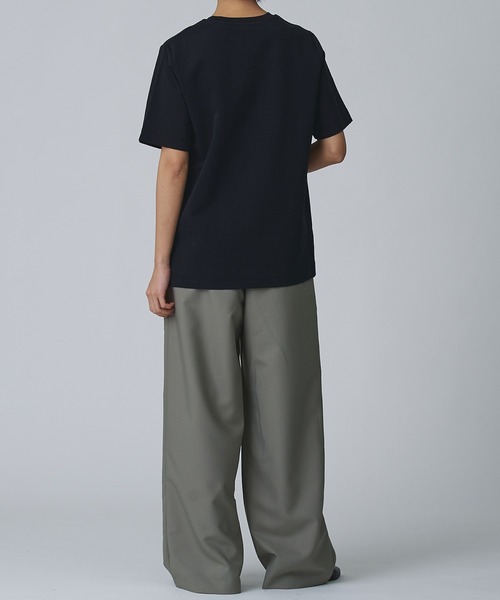 Abor（アボア）の「【Abor】ヘムスリットハーフスリーブTシャツ（Tシャツ/カットソー・レディース・ブラック/アイボリー/カーキ・FREE）」の11枚目の写真