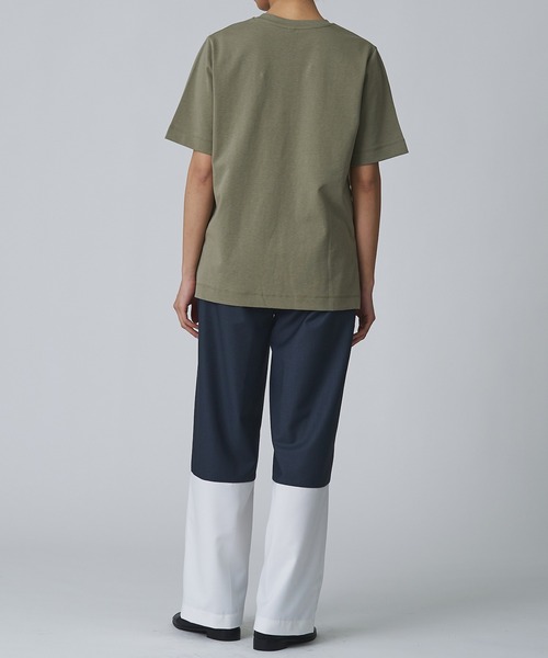 Abor（アボア）の「【Abor】ヘムスリットハーフスリーブTシャツ（Tシャツ/カットソー・レディース・ブラック/アイボリー/カーキ・FREE）」の19枚目の写真