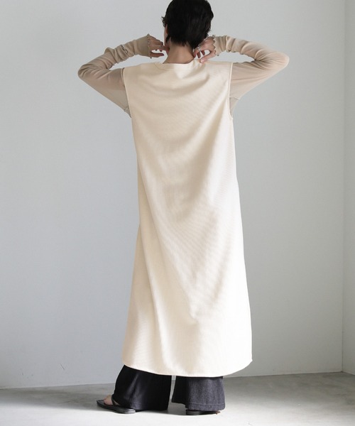 select MOCA（セレクトモカ）の「ワッフルキーネックワンピース（ワンピース・レディース・アイボリー/ブラック・FREE）」の4枚目の写真