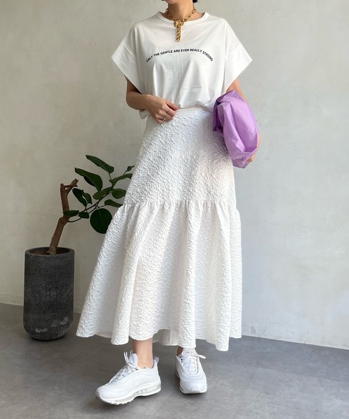 DouDou(ドゥドゥ)の「アーチロゴフレンチスリーブTEE(Tシャツ/カットソー・レディース・アイボリー/チャコールグレー/オフホワイト・FREE)」の5枚目の写真