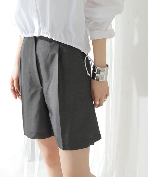 TELA（テラ）の「【TELA/テラ】ショートパンツ（その他パンツ・レディース・チャコールグレー・40/42）」の2枚目の写真