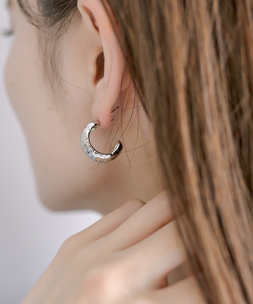 mystic（ミスティック）の「[Eau]cracking pierce（ピアス（両耳用）・レディース・シルバー・ONE SIZE）」の2枚目の写真
