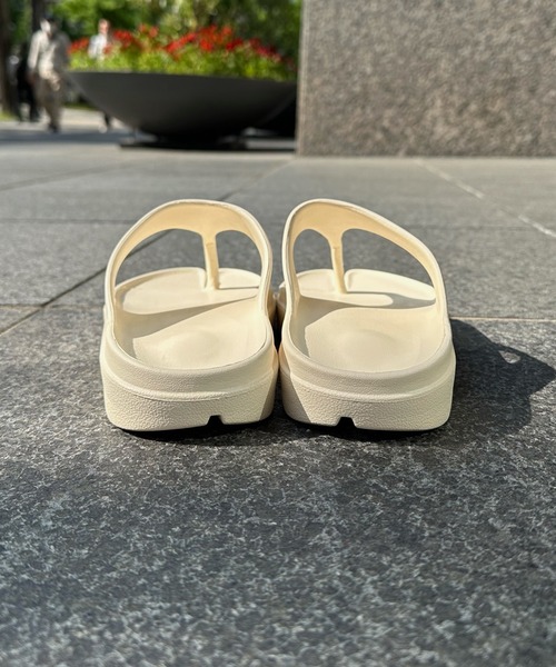 DouDou（ドゥドゥ）の「トングサンダル（サンダル・レディース・ブラック/オフホワイト・24/23）」の7枚目の写真