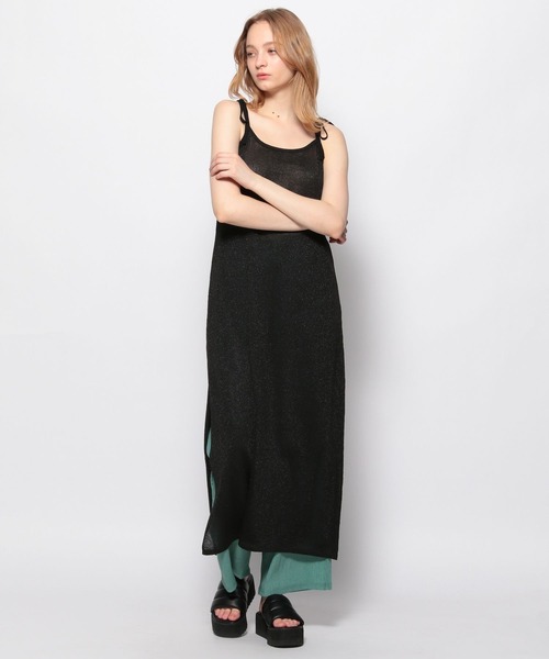 FOREVER 21（フォーエバー トゥエンティーワン）の「シアーニットキャミワンピース（ワンピース・レディース・ライトグリーン/ブラック/オフホワイト・FREE）」の12枚目の写真