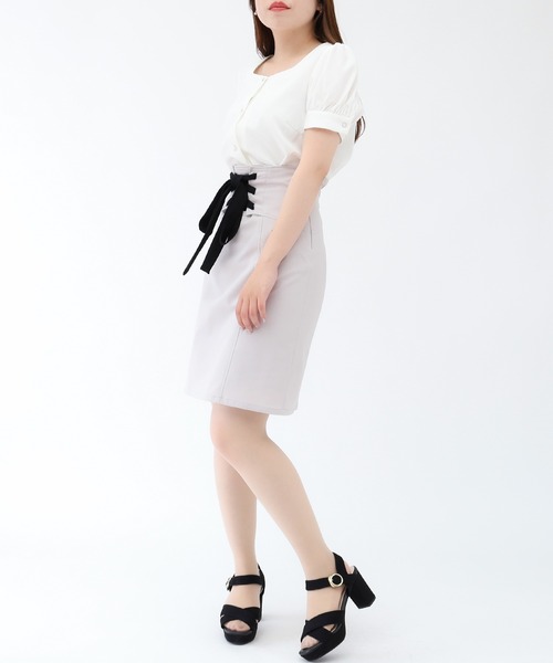 ASTORIA ODIER（アストリアオディール）の「スクエアネックブラウス（シャツ/ブラウス・レディース・サックスブルー/ベージュ/ホワイト・MEDIUM）」の20枚目の写真