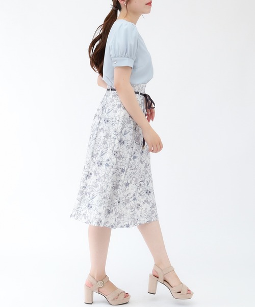 ASTORIA ODIER（アストリアオディール）の「スクエアネックブラウス（シャツ/ブラウス・レディース・サックスブルー/ベージュ/ホワイト・MEDIUM）」の17枚目の写真