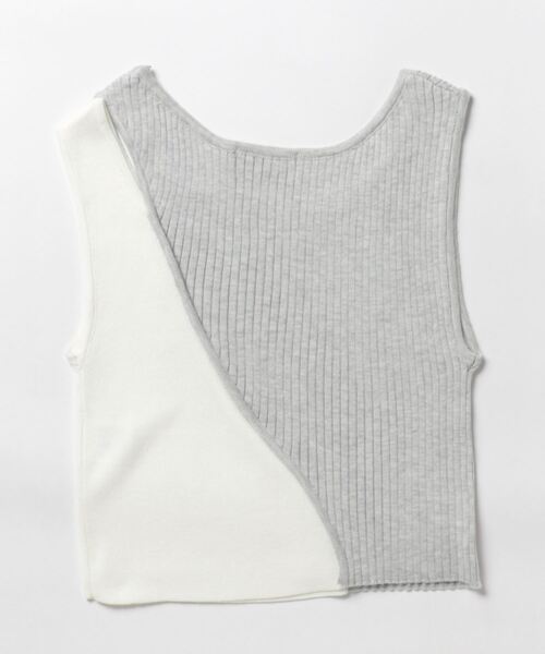 PAGEBOY（ページボーイ）の「バイカラーショルダースリットタンク（タンクトップ・レディース・ブラック/ブルー/グレイッシュベージュ・FREE）」の19枚目の写真