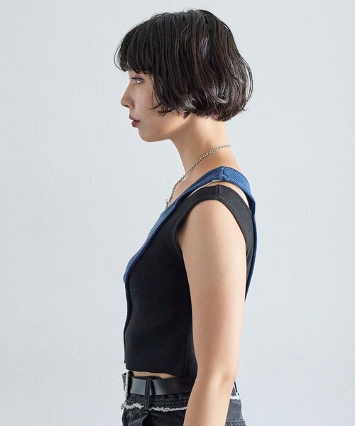 PAGEBOY（ページボーイ）の「バイカラーショルダースリットタンク（タンクトップ・レディース・ブラック/ブルー/グレイッシュベージュ・FREE）」の18枚目の写真