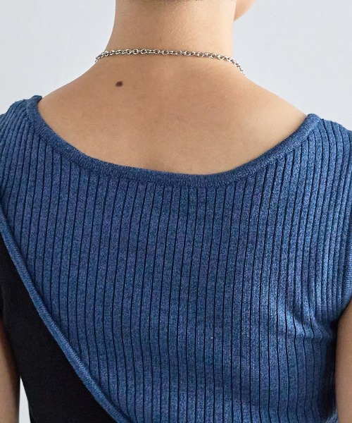 PAGEBOY（ページボーイ）の「バイカラーショルダースリットタンク（タンクトップ・レディース・ブラック/ブルー/グレイッシュベージュ・FREE）」の15枚目の写真