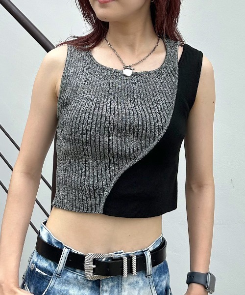 PAGEBOY（ページボーイ）の「バイカラーショルダースリットタンク（タンクトップ・レディース・ブラック/ブルー/グレイッシュベージュ・FREE）」の4枚目の写真