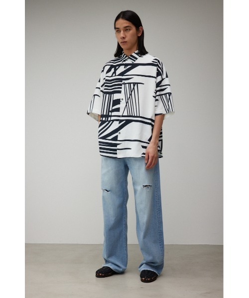 AZUL by moussy(アズールバイマウジー)の「梨地総柄ビッグシルエットシャツ(シャツ/ブラウス・メンズ・ブルー系その他/グレー系その他/ホワイト系その他/ホワイト系その他2/ブラック系その他・FREE)」の10枚目の写真