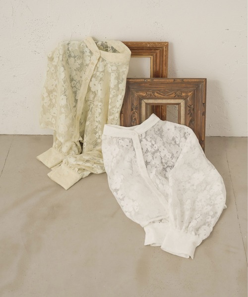 Ambre Neige（アンブルネージュ）の「２WAYレースバンドカラーシャツ／WEB/EC限定商品（シャツ/ブラウス・レディース・オフホワイト/アイボリー・FREE）」の17枚目の写真