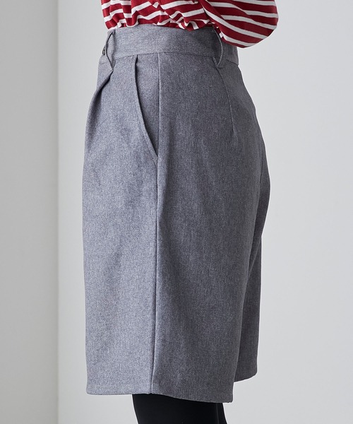 BONLECILL(ボンルシール)の「【セットアップ対応】 クラシックハイウエストタックショートパンツ(その他パンツ・レディース・ブラック/ブラック系1/ネイビー/チャコールグレー/ブラウン系1/ブラウン系2・L/M)」の8枚目の写真