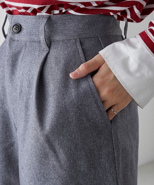 BONLECILL(ボンルシール)の「【セットアップ対応】 クラシックハイウエストタックショートパンツ(その他パンツ・レディース・ブラック/ブラック系1/ネイビー/チャコールグレー/ブラウン系1/ブラウン系2・L/M)」の12枚目の写真