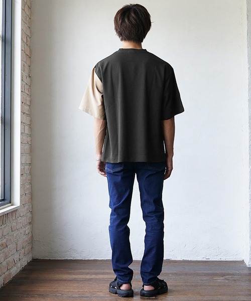 MinoriTY(マイノリティ)の「【アシメが作るモードな雰囲気】バイカラーオーバーサイズTシャツ ビッグTシャツ メンズ 半袖Tシャツ ルーズシルエット 夏服 秋服(Tシャツ/カットソー・メンズ・ホワイト×グリーン/ブラック×ベージュ/ホワイト×グレー・M/L)」の20枚目の写真