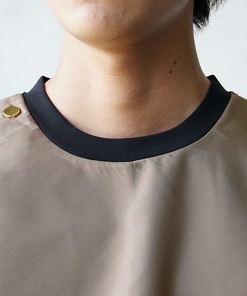 MinoriTY(マイノリティ)の「【アシメが作るモードな雰囲気】バイカラーオーバーサイズTシャツ ビッグTシャツ メンズ 半袖Tシャツ ルーズシルエット 夏服 秋服(Tシャツ/カットソー・メンズ・ホワイト×グリーン/ブラック×ベージュ/ホワイト×グレー・M/L)」の16枚目の写真