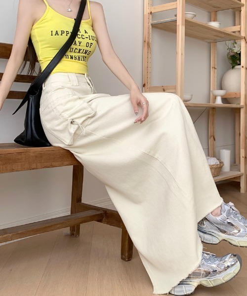 FREE STYLISTS(フリー スタイリスト)の「YUGA_YGMC バックスリット入り デニム カーゴ調スカート(デニムスカート・レディース・カーキ/オフホワイト/モカ・L/M/XL/S)」の20枚目の写真
