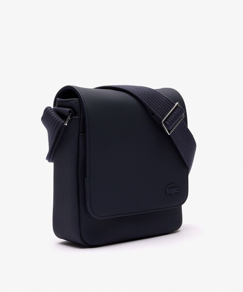 LACOSTE(ラコステ)の「メンズクラシック スリムフラップサッチェルバッグ / ショルダーバッグ(ショルダーバッグ・メンズ・ブラック/ネイビー・FREE)」の18枚目の写真