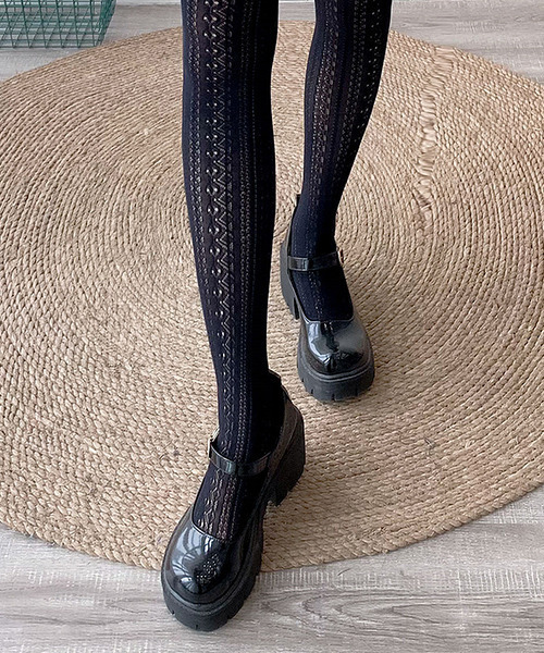 c.u.l（シーユーエル）の「ラッセル柄レースタイツ cula715（タイツ/ストッキング・レディース・ホワイト/ブラック・FREE）」の7枚目の写真