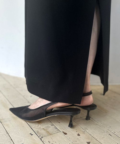 AP STUDIO（エーピーストゥディオ）の「【STUDIO AMELIA/スタジオアメリア】5cm heel mesh Backstrap pumps（パンプス・レディース・ブラック・39/35/37）」の2枚目の写真