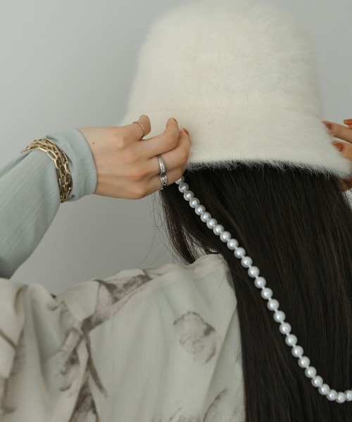 Bab（バブ）の「チェーン付きアンゴラライクバケットハット（ハット・レディース・グレー/オフホワイト・ONESIZE）」の6枚目の写真