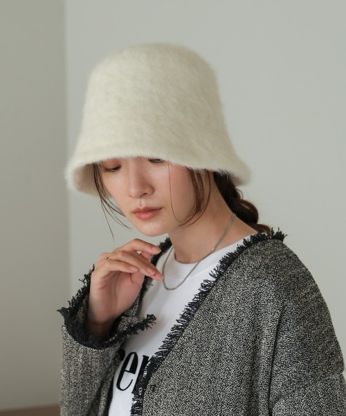 Bab（バブ）の「チェーン付きアンゴラライクバケットハット（ハット・レディース・グレー/オフホワイト・ONESIZE）」の10枚目の写真