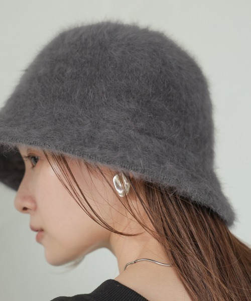 Bab（バブ）の「チェーン付きアンゴラライクバケットハット（ハット・レディース・グレー/オフホワイト・ONESIZE）」の13枚目の写真