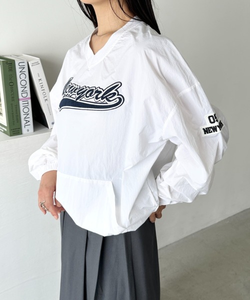 セール】カレッジロゴ刺繍ナイロンプルオーバー（Tシャツ/カットソー