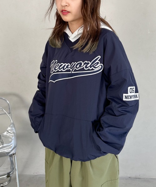 セール】カレッジロゴ刺繍ナイロンプルオーバー（Tシャツ