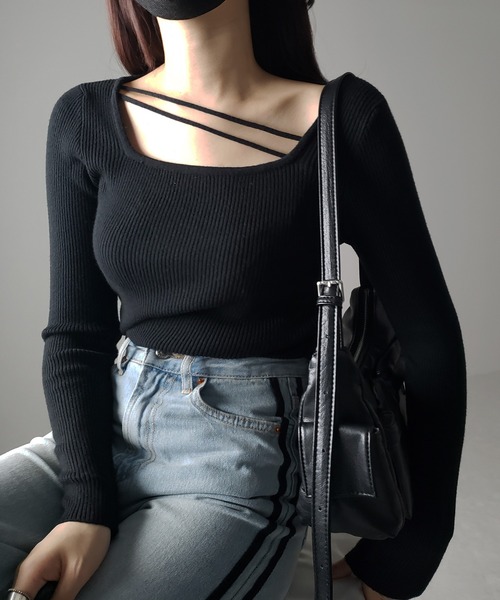 me+em select(ミームセレクト)の「【 3color 】2ストラップスクエアネックリブニット(ニット/セーター・レディース・アイボリー/ブラック/グリーン・FREE)」の6枚目の写真