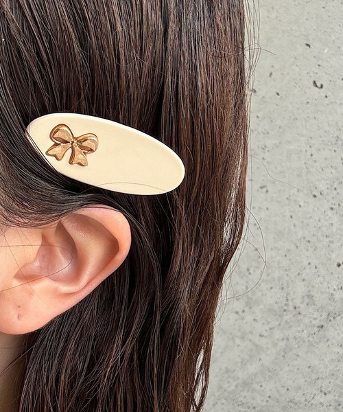 cuorequal（クオレコール）の「シンプルリボンヘアピン（ヘアピン・レディース・アイボリー/ブラック/ブラウン・FREE）」の4枚目の写真