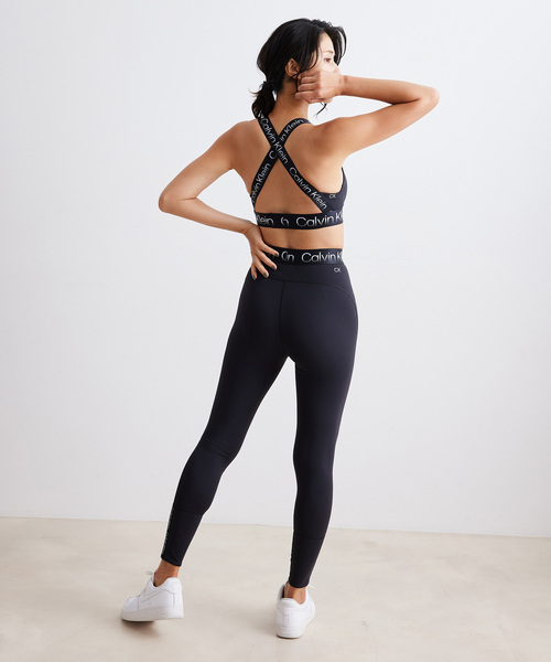 CALVIN KLEIN PERFORMANCE（カルバンクラインパフォーマンス）の